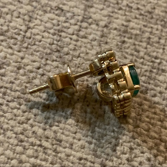 14k emerald and diamond earrings. - Picture 2 of 7